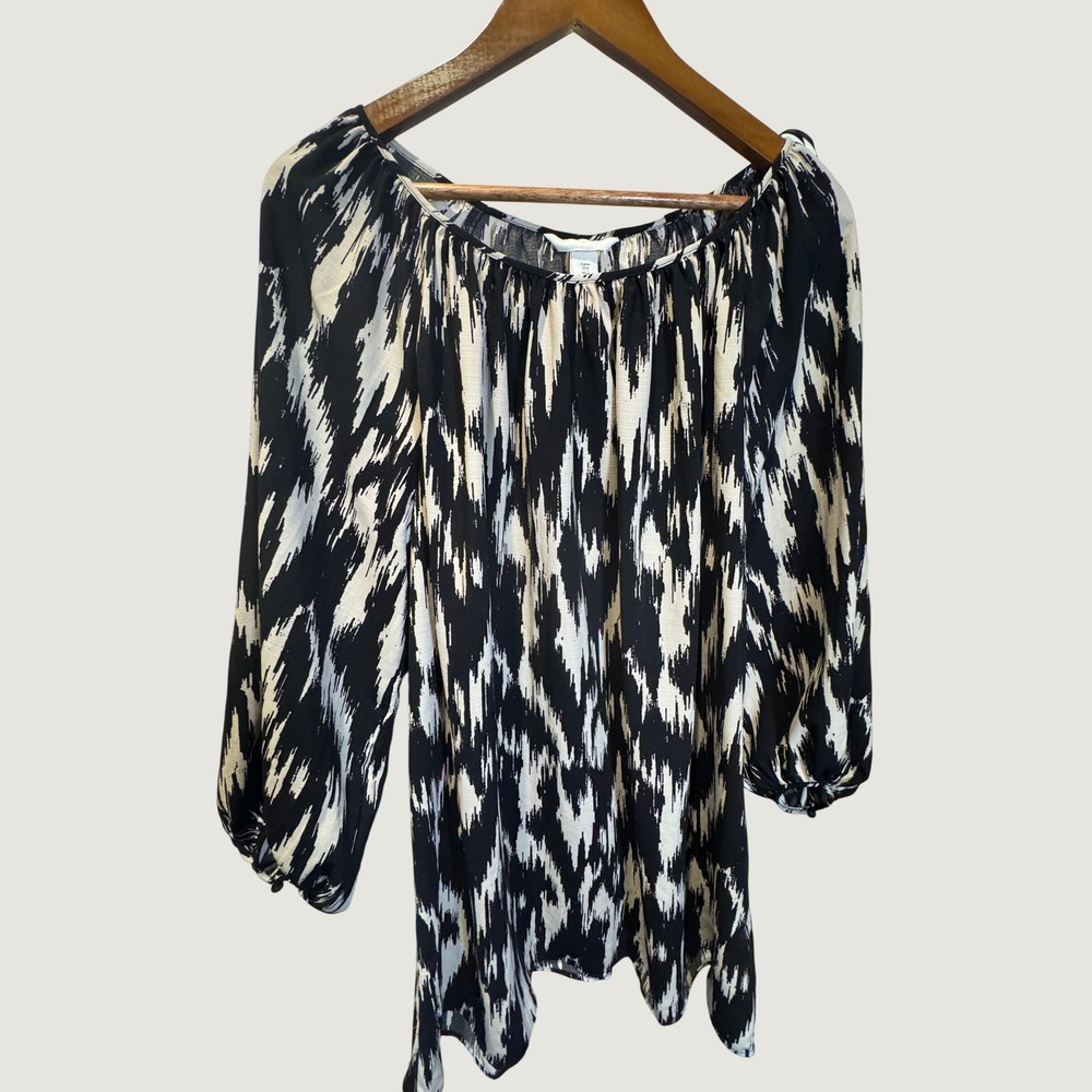 HM Womens Ikat Abstract Print Tunic Top Black White Balloon Sleeve Size Medium